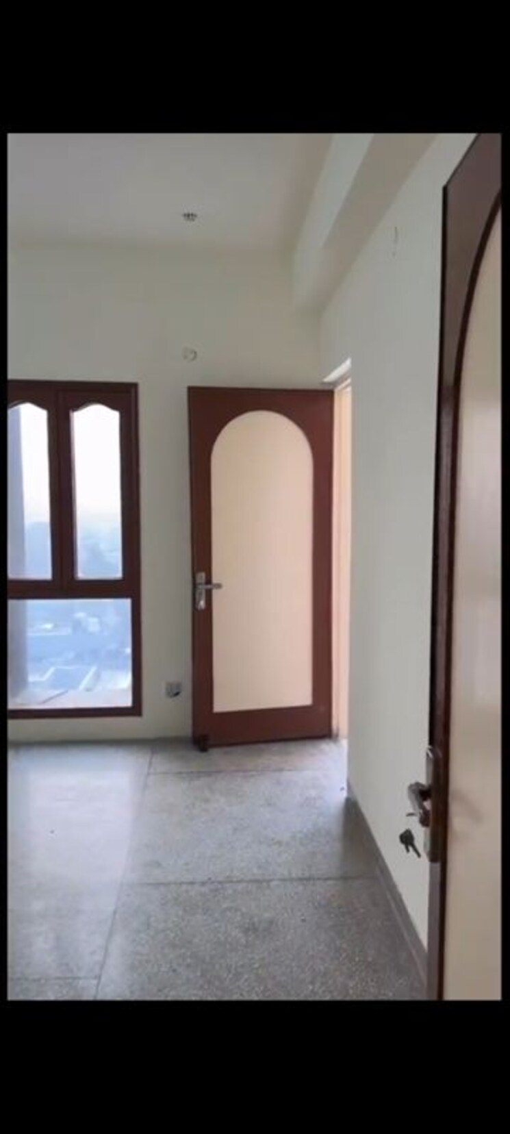 Room, east of kailash 3 Bedroom 1500 Sq.Ft. Builder Floor In East Of Kailash Delhi 9853466