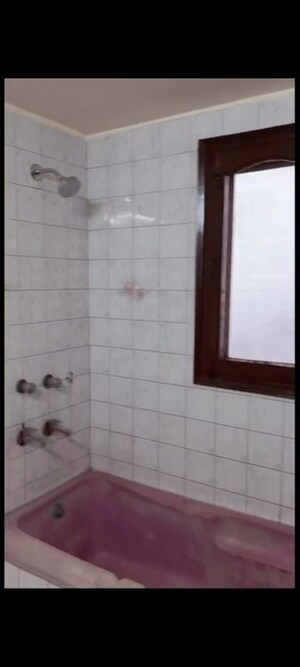 Master Bedroom in 3 BHK Builder Floor at East Of Kailash – for Rent