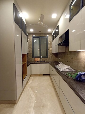 Building Lobby in 3 BHK Builder Floor at Green Park – for Rent