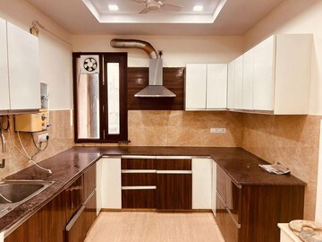 Kitchen in 3.5 BHK Builder Floor at Empire Floors, Sector 57 – for Rent
