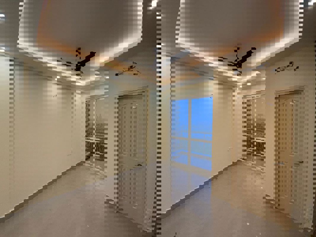 3 BHK + Extra Room Apartment For Rent in Anant Raj Estate Plots