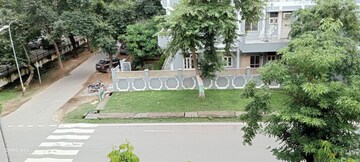 2 BHK Independent House – Garden View at Alpha 1 RWA, Alpha 1 Greater Noida - for Rent