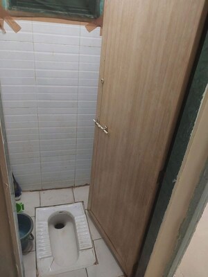 Bathroom in 1 BHK Apartment at Gokhalenagar – for Rent