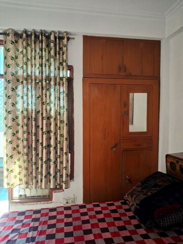 Bedroom in 3 BHK Builder Floor at Nipun Plaza, Vaishali Sector 4 – for Rent