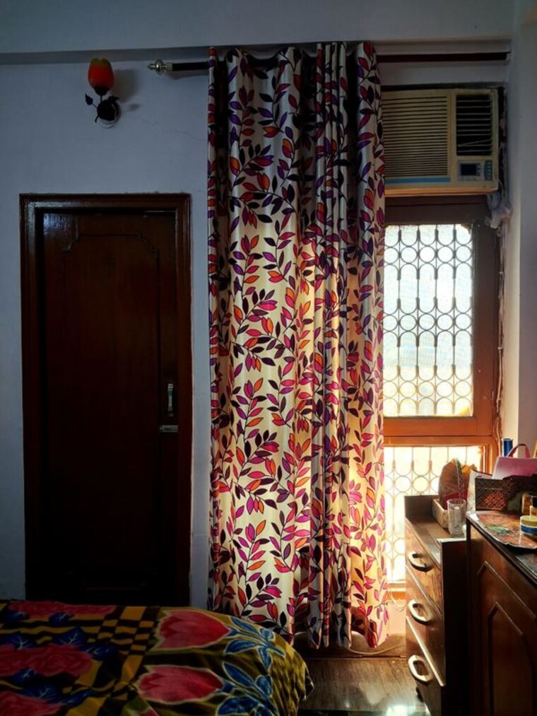 Bedroom, nipun-plaza 3 Bedroom 1300 Sq.Ft. Builder Floor In Vaishali Sector 4 Ghaziabad 9853502