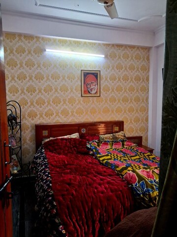 Bedroom in 3 BHK Builder Floor at Nipun Plaza, Vaishali Sector 4 – for Rent
