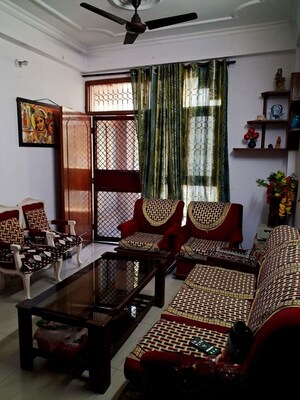 3 BHK Builder Floor For Rent in Nipun Plaza, Vaishali Sector 4