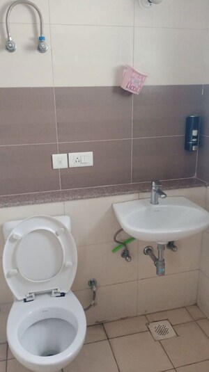 Bathroom in 2 BHK Apartment at Citihomes, Omicron Iii Greater Noida – for Rent
