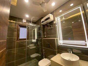 Gym in 3 BHK Builder Floor at Sector 31 – for Rent