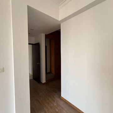 Room in 3 BHK Apartment at ATS Kocoon, Babupur Village – for Rent