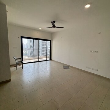 Room in 3 BHK Apartment at Sobha City Gurgaon, Babupur Village – for Rent