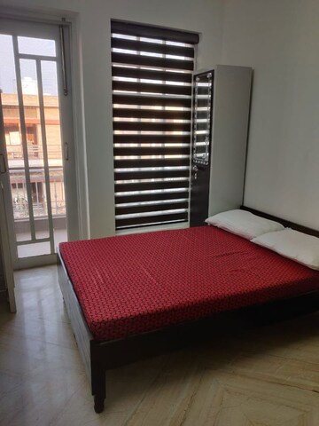 Balcony in 1 RK Independent House at Sector 17 – for Rent
