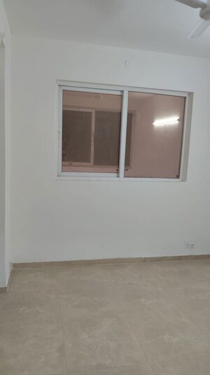 Room in 3 BHK Builder Floor at Signature Global Park 4 and 5, Sohna Sector 36 – for Rent