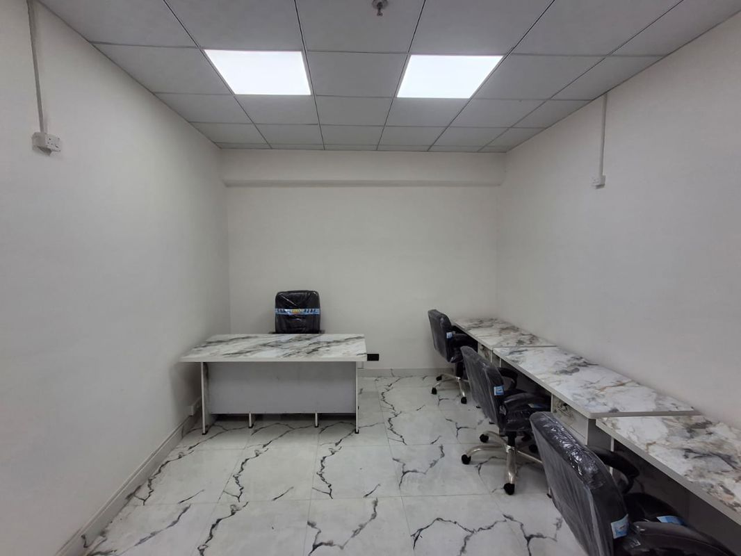 Office Space For Sale in Gaur City Mall