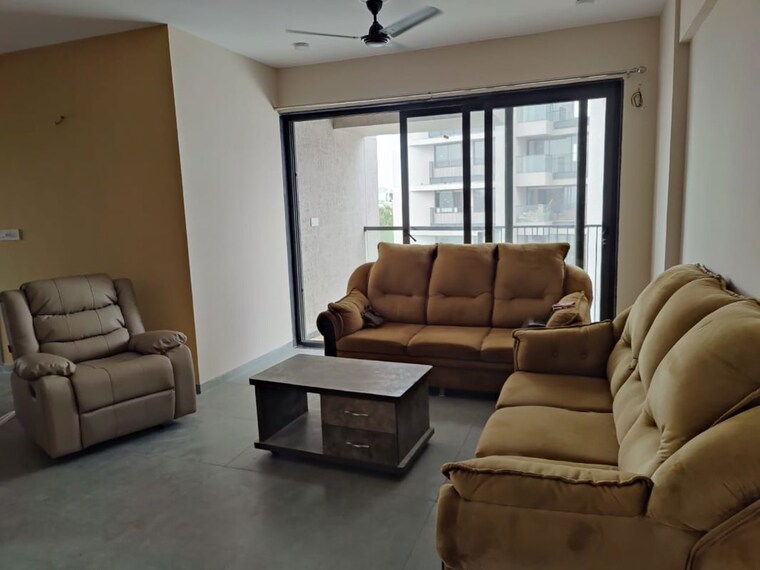Living Room, thaltej 3 Bedroom 1800 Sq.Ft. Apartment In Thaltej Ahmedabad 9853569