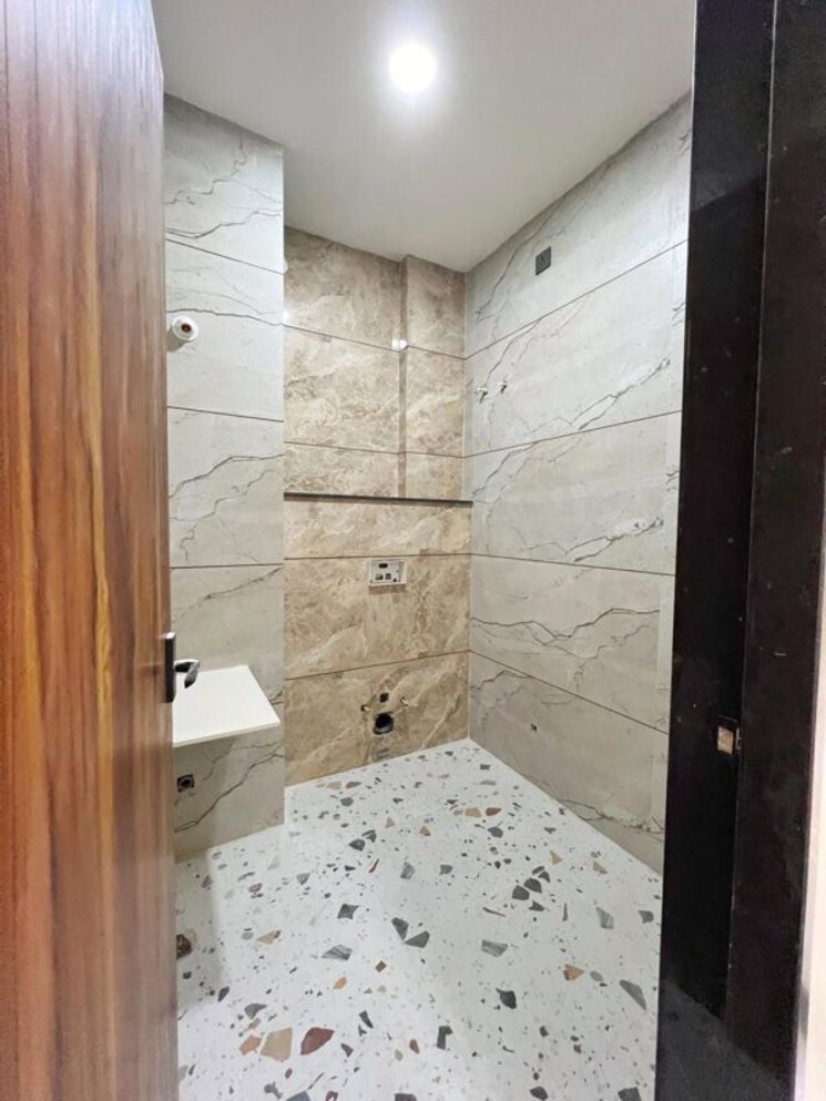 Bathroom, vijay nagar 3 Bedroom 1500 Sq.Ft. Independent House In Vijay Nagar Indore 9853571
