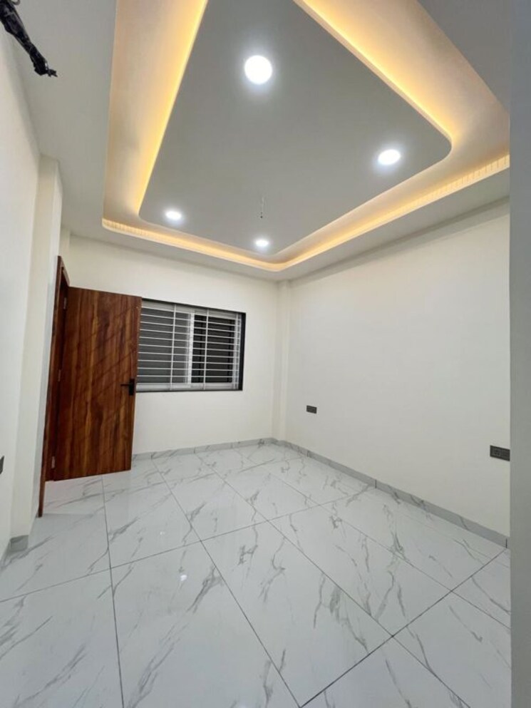 Room, vijay nagar 3 Bedroom 1500 Sq.Ft. Independent House In Vijay Nagar Indore 9853571