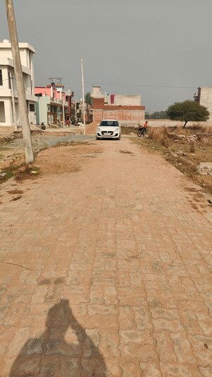  Plot For Sale in Takrohi