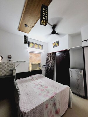 Bedroom in 1 RK Independent House at Sector 51 – for Rent