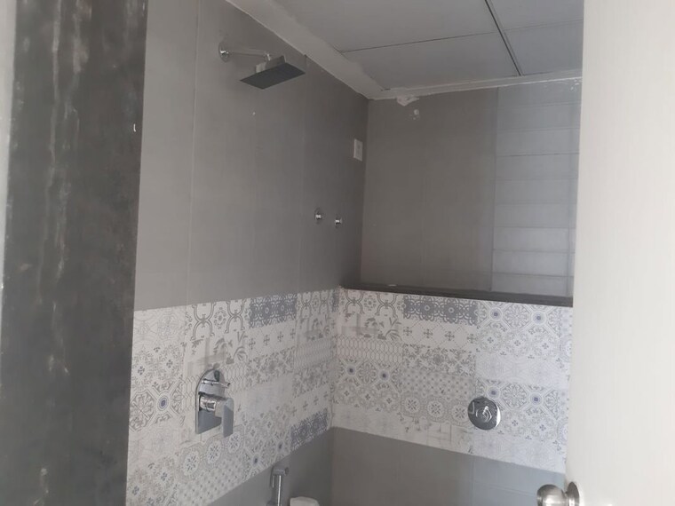 Bathroom, navrangpura 3 Bedroom 2200 Sq.Ft. Apartment In Navrangpura Ahmedabad 9853585