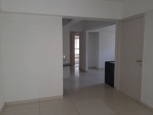 Room in 3 BHK Apartment at Navrangpura – for Rent