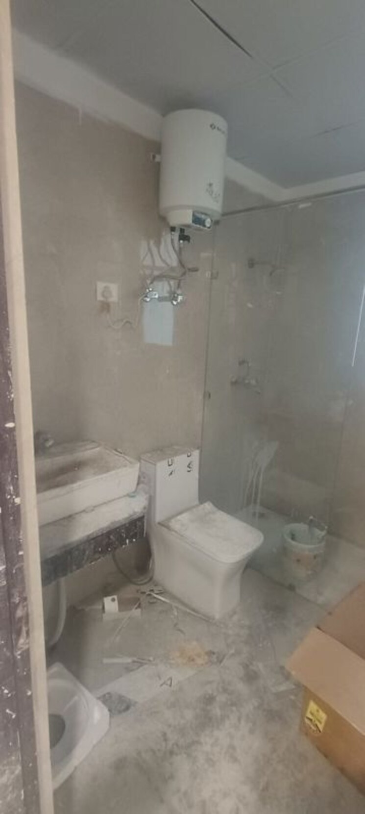 Bathroom, sikka-kimantra-greens 3.5 Bedroom 1695 Sq.Ft. Apartment In Sector 79 Noida 9853578