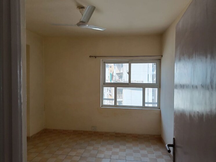 Room, bptp-princess-park 3 Bedroom 950 Sq.Ft. Apartment In Sector 86 Faridabad 9853612