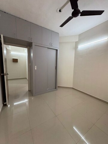 Room in 3 BHK Builder Floor at Sector 70 – for Rent