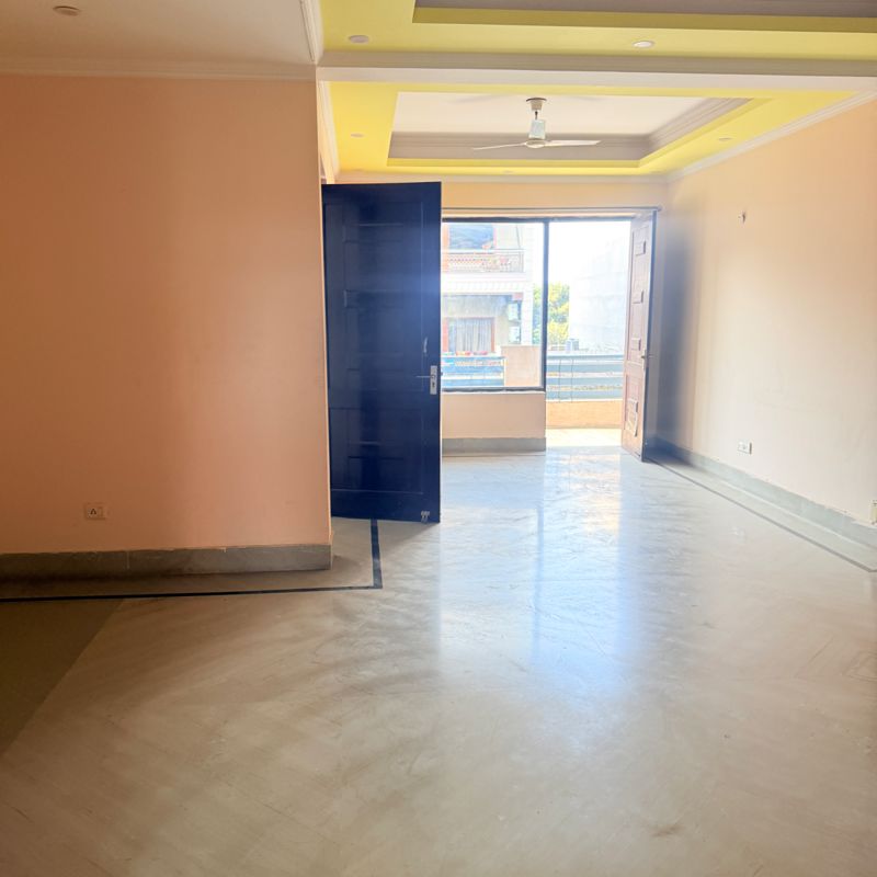 3 BHK Builder Floor For Rent in RWA Apartments Sector 108