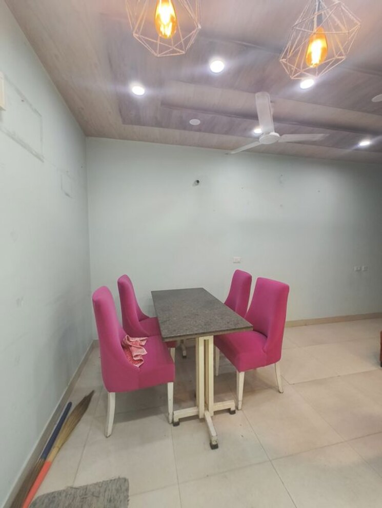 Team Area, signature-global-the-roselia 2 Bedroom 670 Sq.Ft. Apartment In Sector 95a Gurgaon 9853630