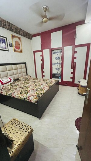 Bedroom in 3 BHK Builder Floor at Sector 28 – for Rent