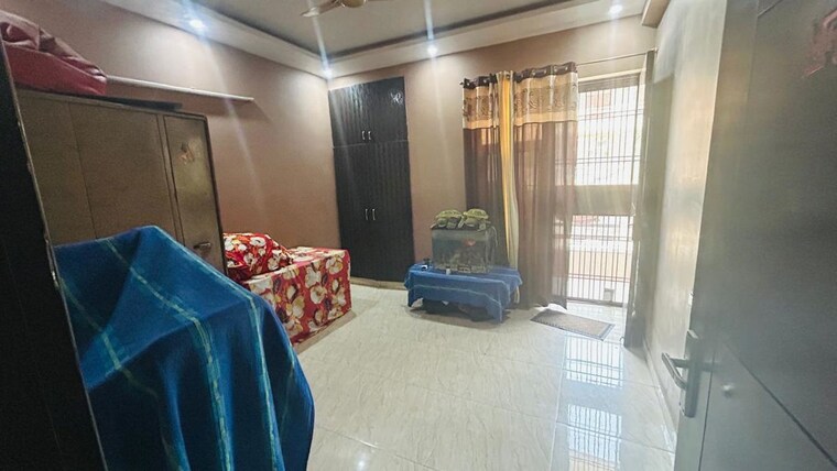 Living Room, sector 28 3 Bedroom 2250 Sq.Ft. Builder Floor In Sector 28 Faridabad 9853645