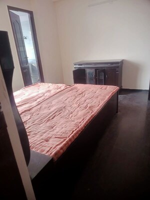 Bedroom in 3 BHK Independent House at Sector 40 – for Rent