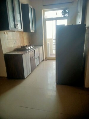 Kitchen in 3 BHK Independent House at Sector 40 – for Rent