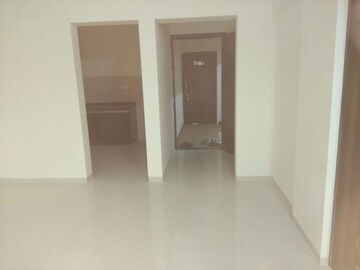 Room in 3 BHK Apartment at Bramha Skycity Apartment, Dhanori – for Rent