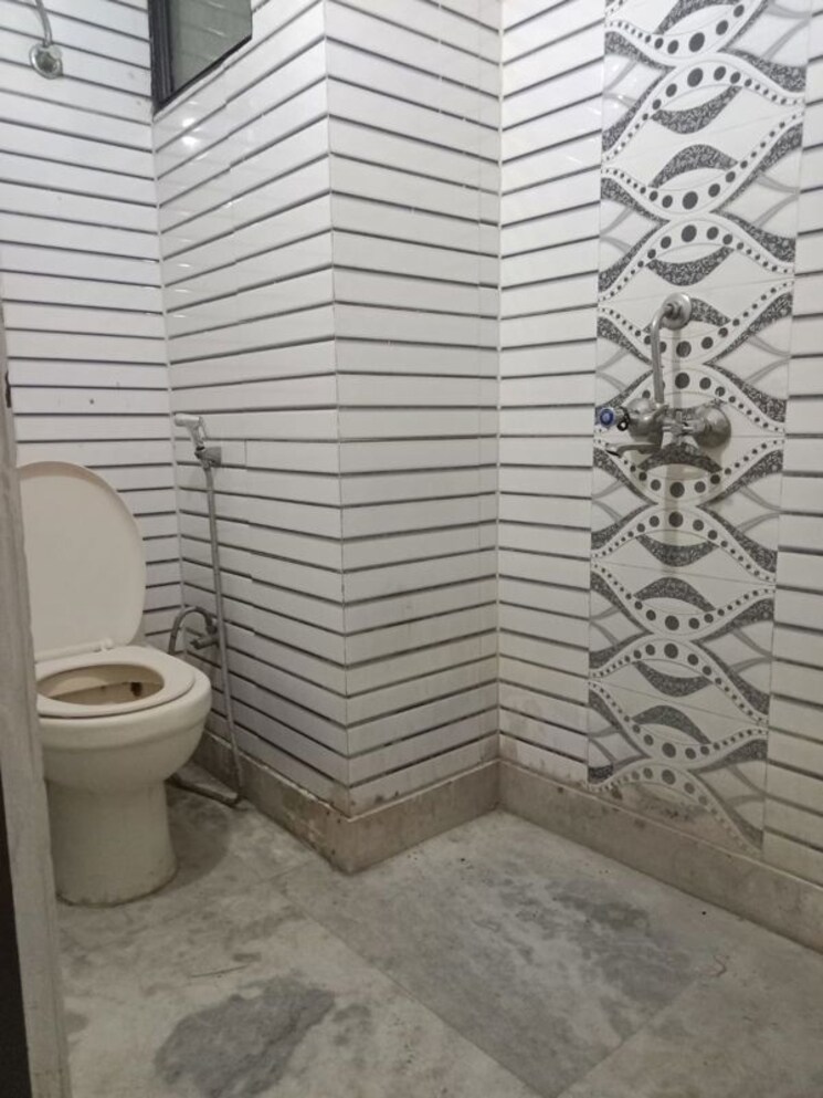 Attached Bathroom, neb sarai 2 Bedroom 900 Sq.Ft. Builder Floor In Neb Sarai Delhi 9853656
