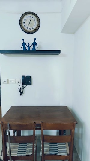 Furnished Amenities in 2 BHK Apartment at Lodha Amara, Kolshet Road – for Rent