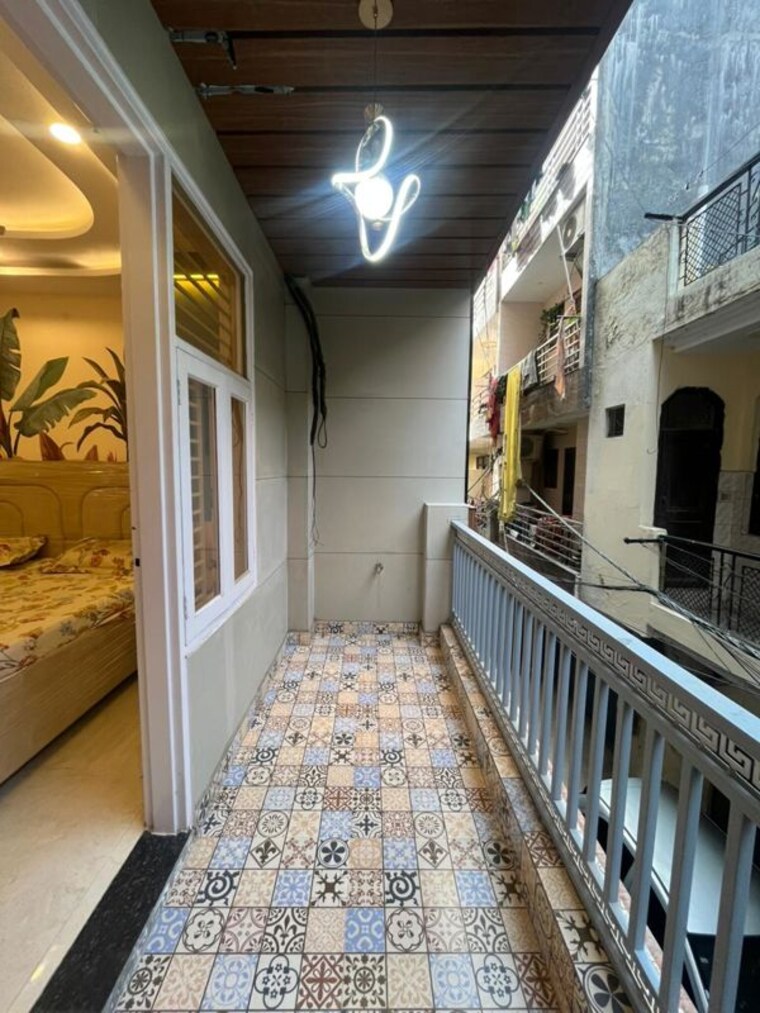 Balcony, dwarka mor 3 Bedroom 900 Sq.Ft. Builder Floor In Dwarka Mor Delhi 9853685