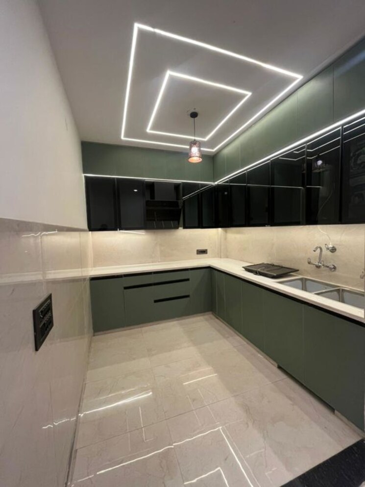 Kitchen, dwarka mor 3 Bedroom 900 Sq.Ft. Builder Floor In Dwarka Mor Delhi 9853685