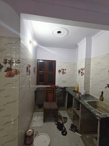 Team Area in 2 BHK Builder Floor at Baba Colony – for Rent