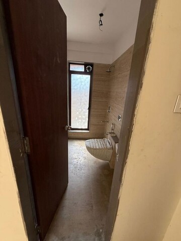 Bathroom in 3 BHK Apartment at Geetanjali Heritage, Chembur – for Rent