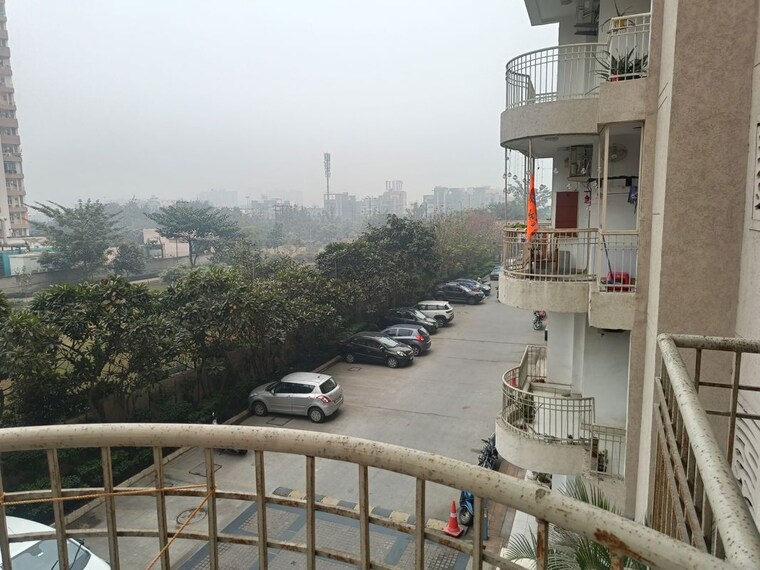 Exterior View, amrapali-silicon-city 2.5 Bedroom 1180 Sq.Ft. Apartment In Sector 76 Noida 9853723