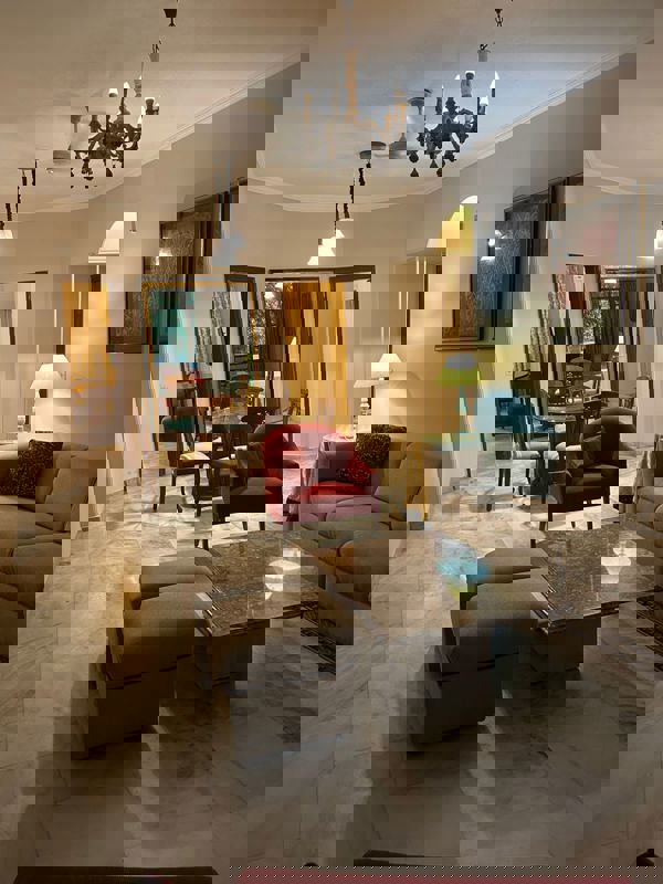 3 BHK + Servant Room Apartment For Rent in Defence Colony