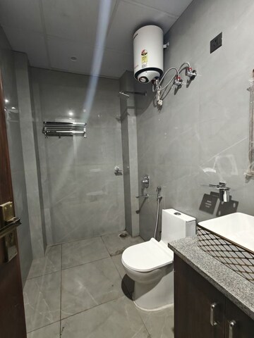 Bathroom in 2 BHK Builder Floor at Tanvi villa, Sector 45 – for Rent