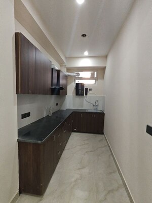 Kitchen in 2 BHK Builder Floor at Tanvi villa, Sector 45 – for Rent