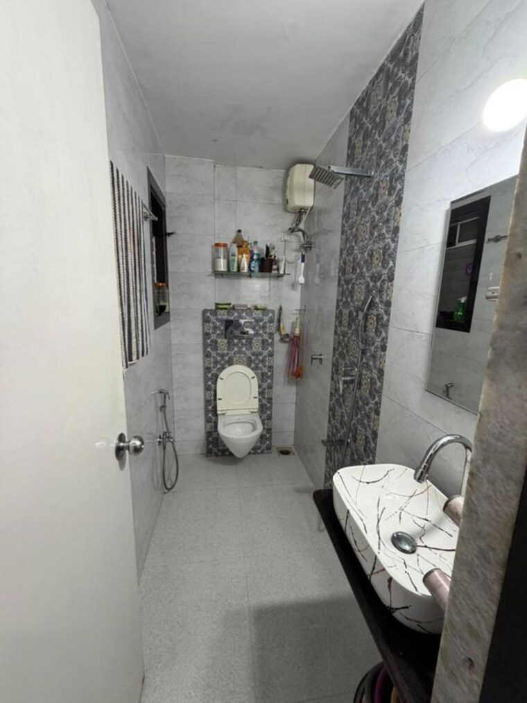 Bathroom, ssb-ashok-nagar 1 Bedroom 450 Sq.Ft. Apartment In Balkum Pada Thane 9853742