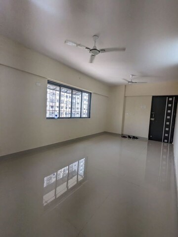 Room in 2 BHK Apartment at Swapnapurti CHS, Goregaon West – for Rent