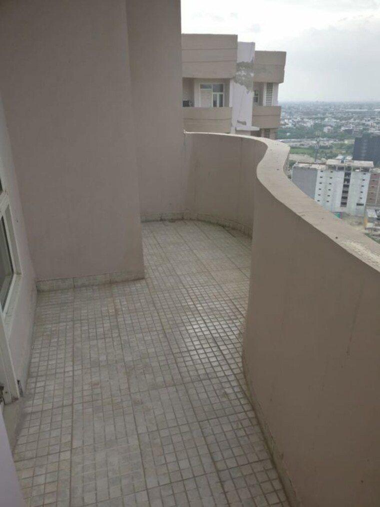 Balcony, supertech-cape-town 2.5 Bedroom 1150 Sq.Ft. Apartment In Sector 74 Noida 9853762