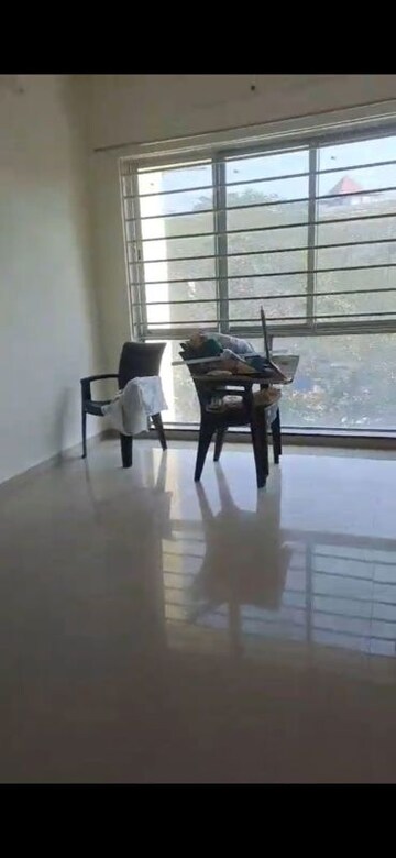 2 BHK Apartment For Rent in Sheth Vasant Lawns, Laxmi Nagar