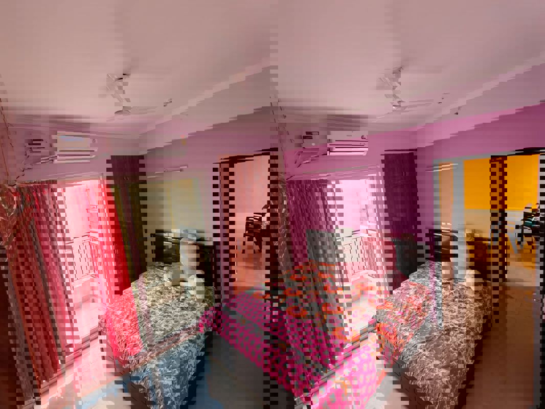 2 BHK + Extra Room 1000 Sq.Ft. Apartment in Dasnac Burj